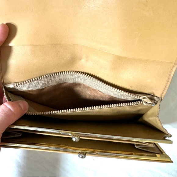 Vintage Celine Logo Wallet - Picture 12 of 13